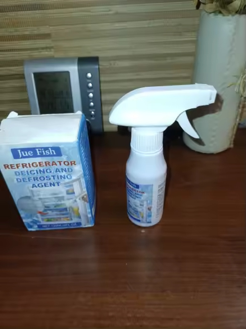 120ml Fast-Acting Fridge Freezer Defrosting Spray, De-Icer Spray for Refrigerator Defroster