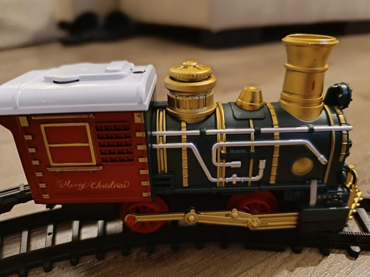 13 Piece Classic Toy Train Set for Kids with Headlight Smoke Realistic Sounds 3 Car Carriage 11 Feet Track Kids Toys Perfect Christmas Gift