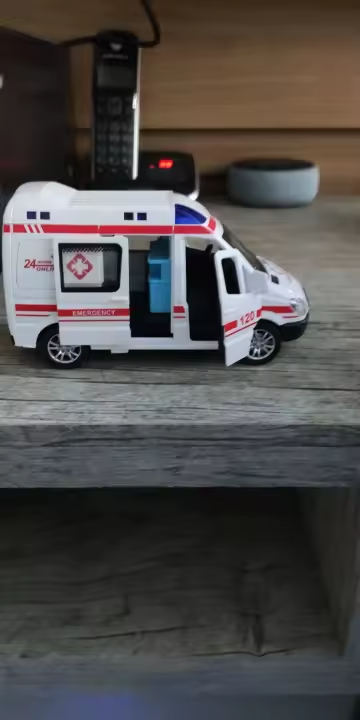 1:32 Mini Ambulance Police Car, Sound & Light Vehicle for Imaginative Kids, Safe for Ages 3+