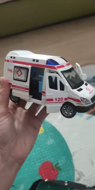1:32 Mini Ambulance Police Car, Sound & Light Vehicle for Imaginative Kids, Safe for Ages 3+