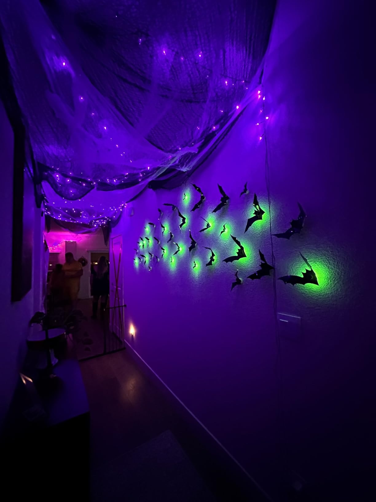 36 PCS LED-Powered 3D Bat Lights for Halloween Wall Decor – Safe Material, Button Battery Operated, Easy to Install & Remove