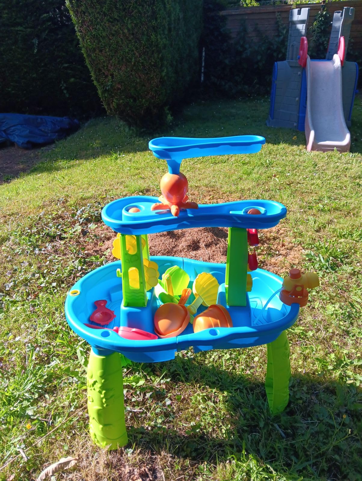 3 - Tier Outdoor Water Play Table with Accessories for Kids Summer Beach Backyard Garden Sensory Toy Set for Boys & Girls Ages 3+