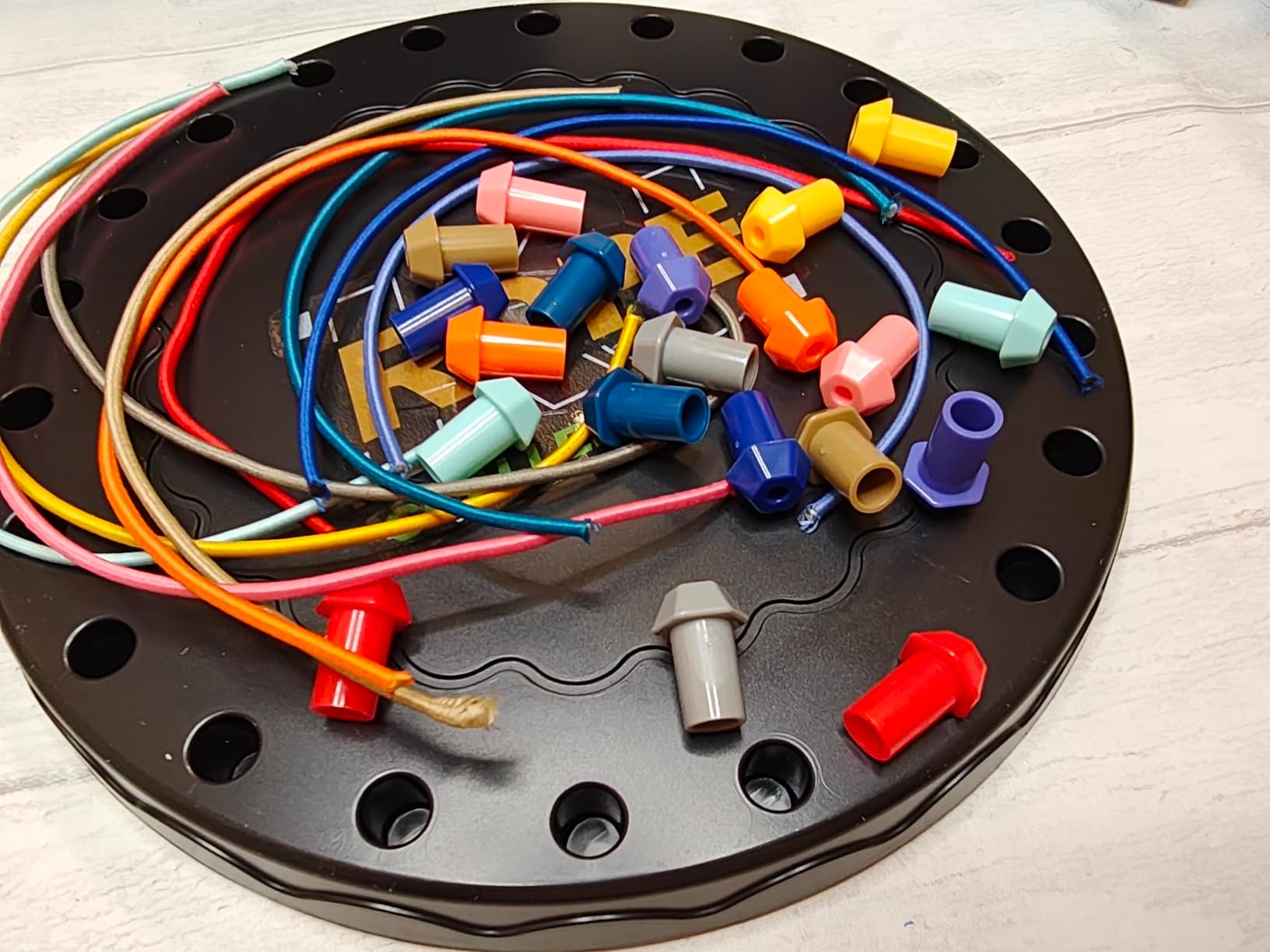 3 Levels Rope Knots Puzzle with Non-chemical Plastic, Various Modification, Safe for Ages 3+
