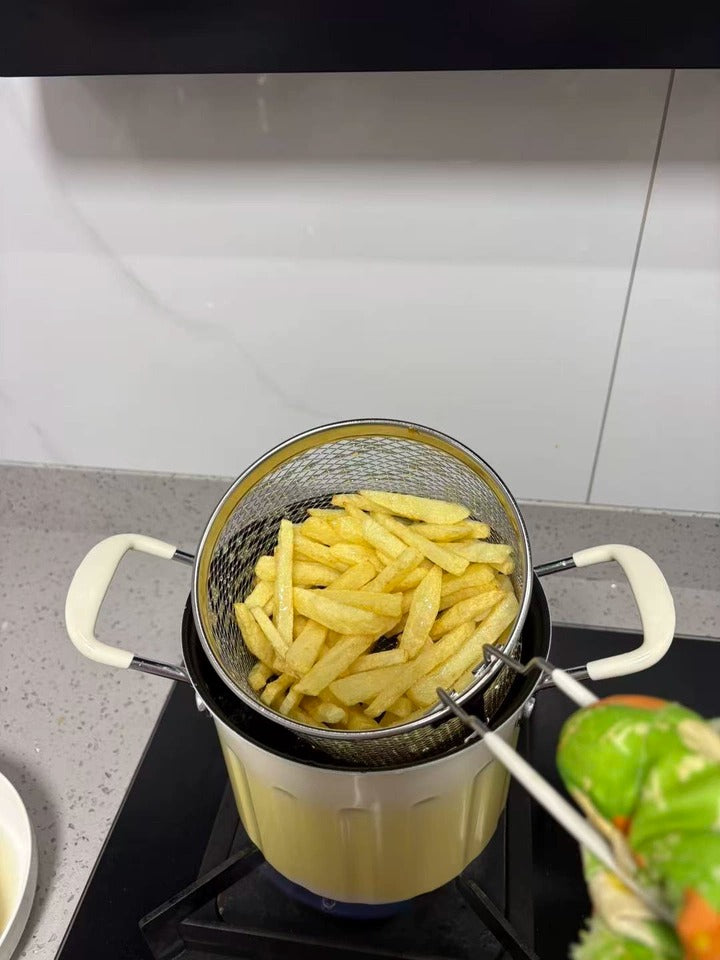 3 Litre Deep Frying Pot with Strainer – Safe Material, Compatible with Multiple Stovetops, Easy to Clean