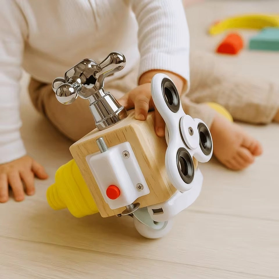 7 in 1 Montessori Busy Cube Educational Toy with Durable Wooden Design, Safe for Ages 3+