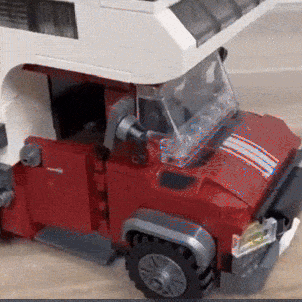 880 pcs Camping Car Toy, Camper Van Building Block Set with Mini Accessories & LED Lights, Safe for Ages 6+