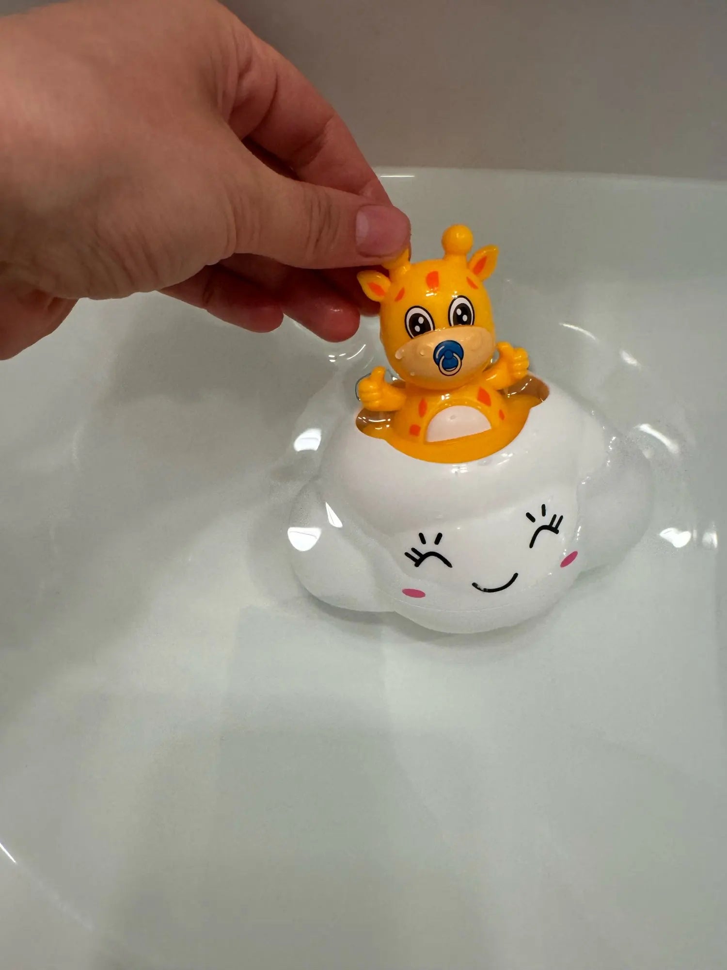 Adorable Cloud Bath Toy with Gentle Waterfall Fun