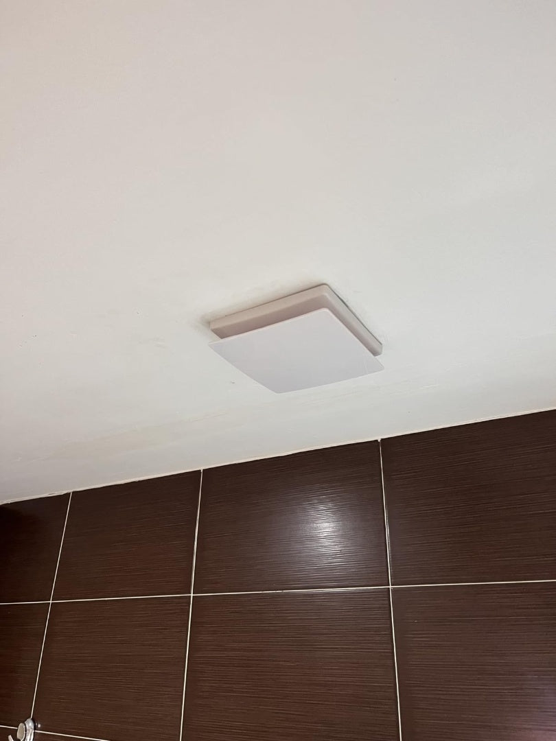 Bathroom Extractor Fan - Silent Air Vent with Remote Control, Effective Odor Removal and Dehumidification
