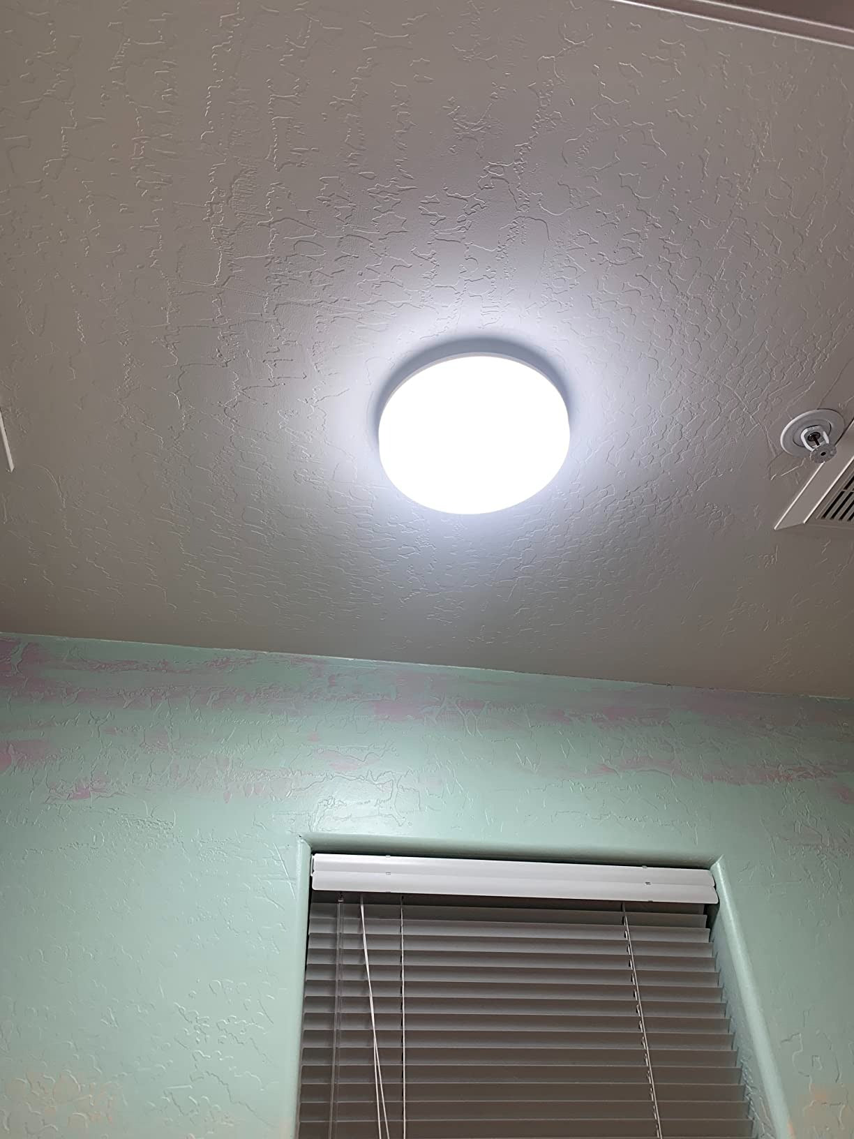 Bathroom LED Ceiling Light, 15W 1500lm, IP54 Waterproof, Ultra-Thin Design, Energy-Saving