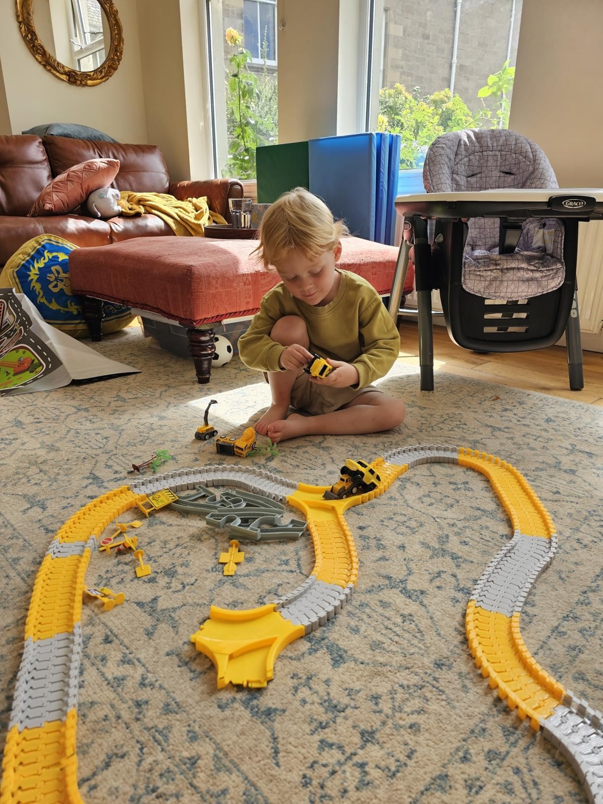 Battery-Powered Electric Race Car Track, Safe for Ages 3+, Easy to Assemble