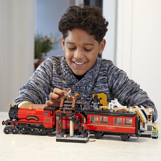 Building Block Train – LEGO Harry Potter Set with 801 pcs and 20 Mini Characters, Safe for Ages 8+