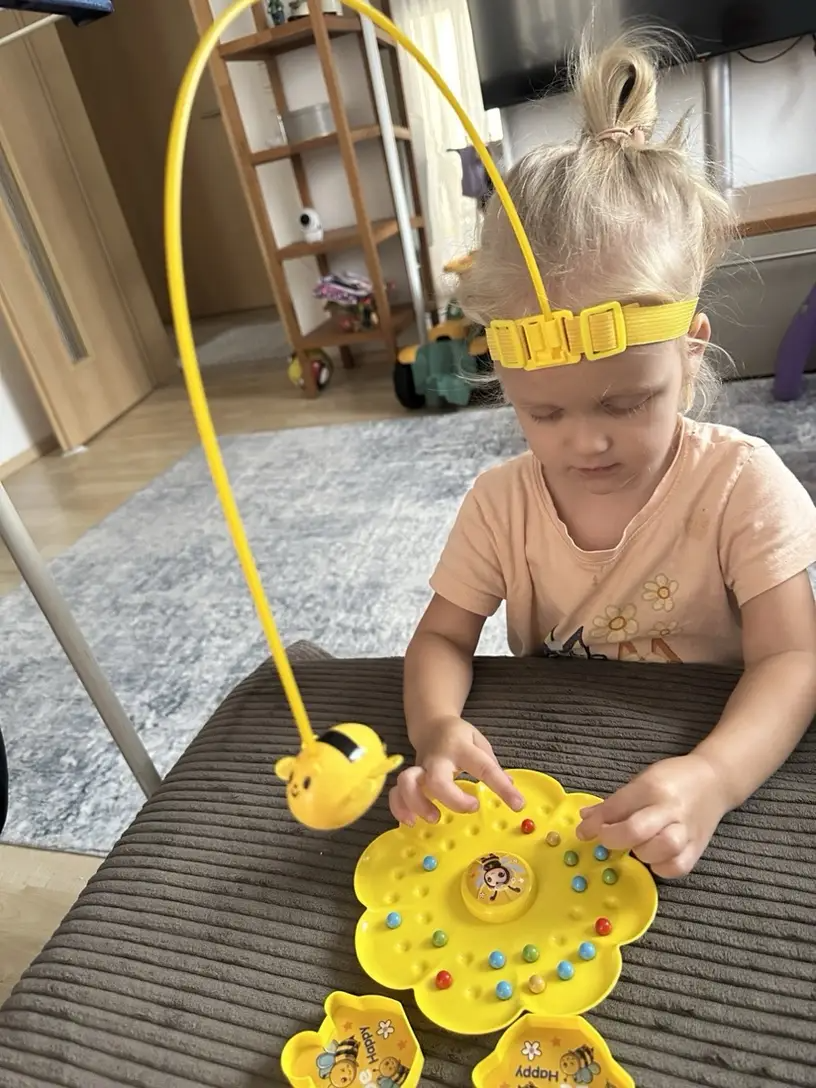 Bumblebee Board Game, Bee Eats Pollen Beads, Interactive Educational Toy, Safe for Ages 3+