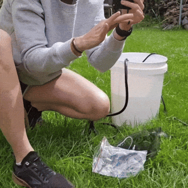 Camping Shower Kit with 5-Gallon Foldable Bucket – Rechargeable Pump & Intelligent Digital Display for Portable Outdoor Shower