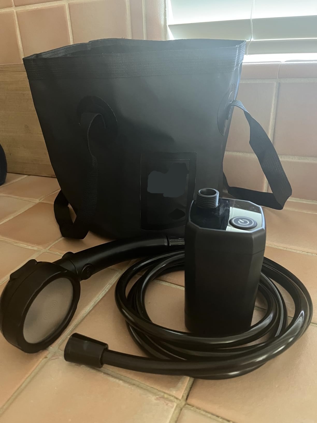 Camping Shower Kit with 5-Gallon Foldable Bucket – Rechargeable Pump & Intelligent Digital Display for Portable Outdoor Shower
