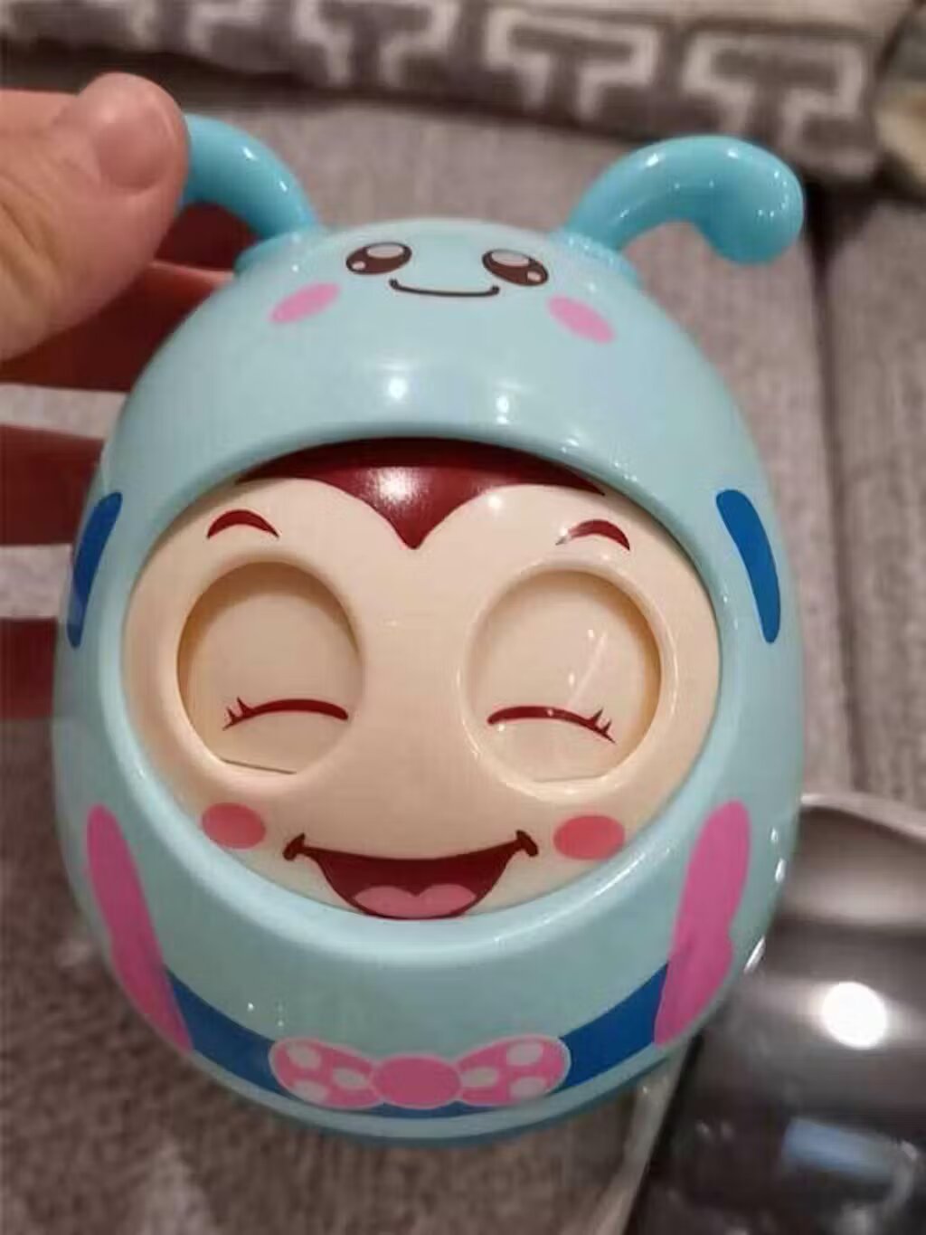 Cartoon Bee Tumbler Toy – Wobbling Baby Toy for Hand-Eye Coordination