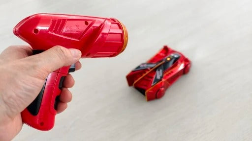 Control Wall-Climbing Car with Lighting Sensors, Long Battery Life, Infrared Remote Control  – Safe for Ages 3+