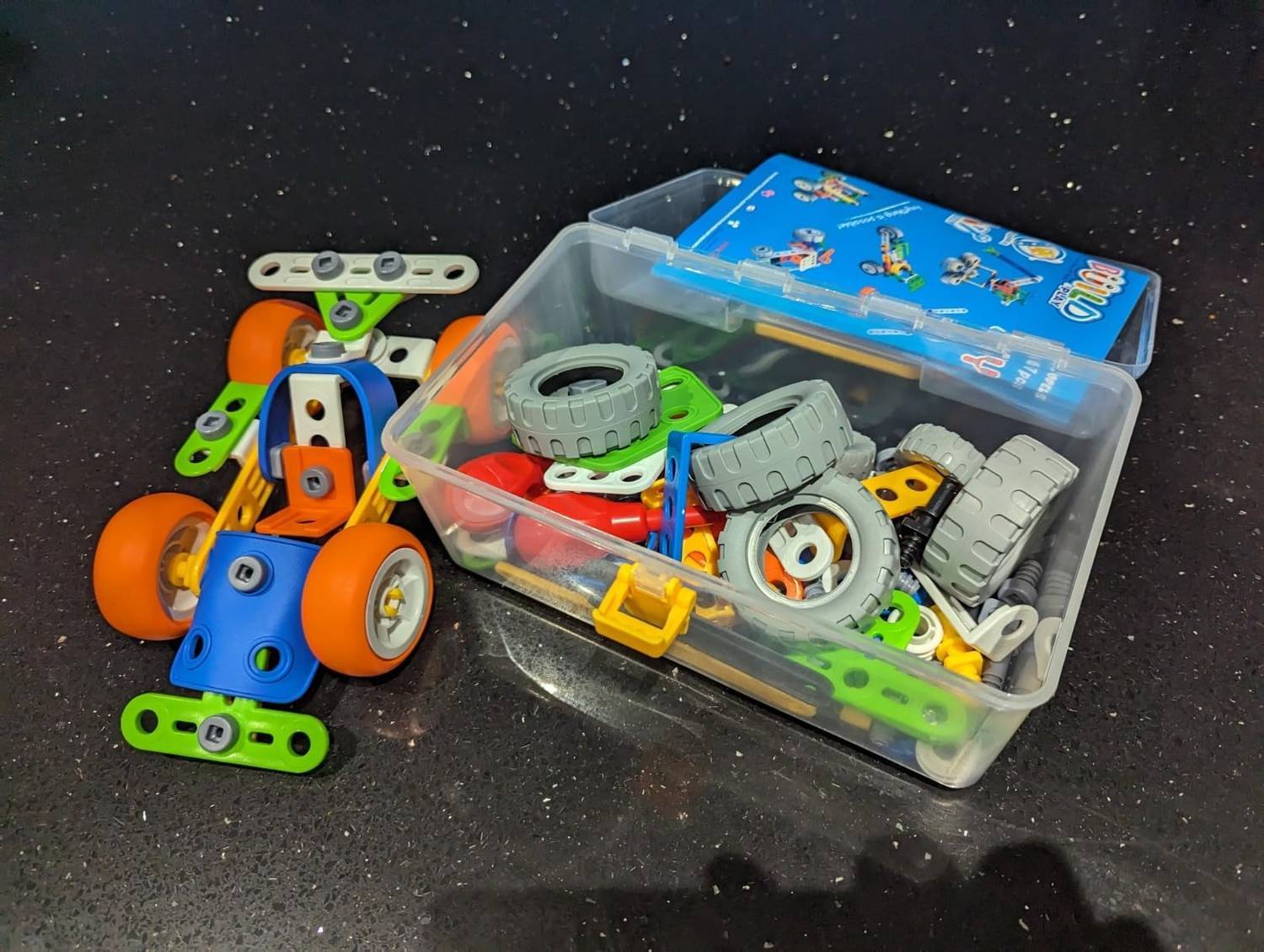 Creative Builder Playset – Educational Construction Toy with Storage Box, Easy Assembly, Safe for Kids Ages 3+