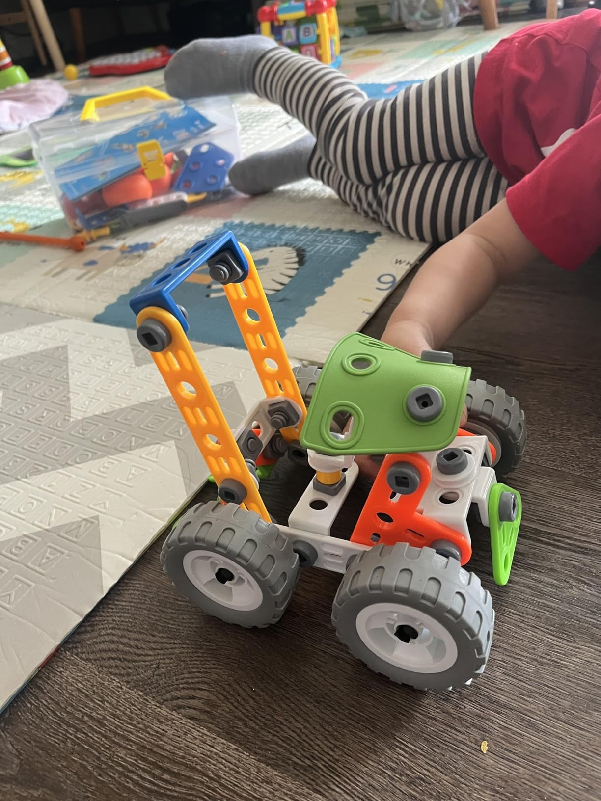 DIY Construction Building Blocks Toy Set with Hands-On Logical Thinking and Creative Engineering Learning Kit, Safe for Ages 3+