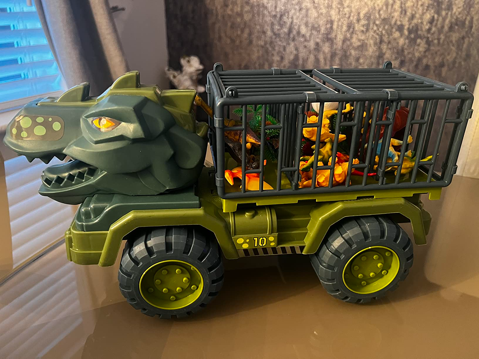 Dinosaur Car Play Truck, Transport Car Carrier with 3 Dino Figures, Egg and Tree, Safe for Ages 3+