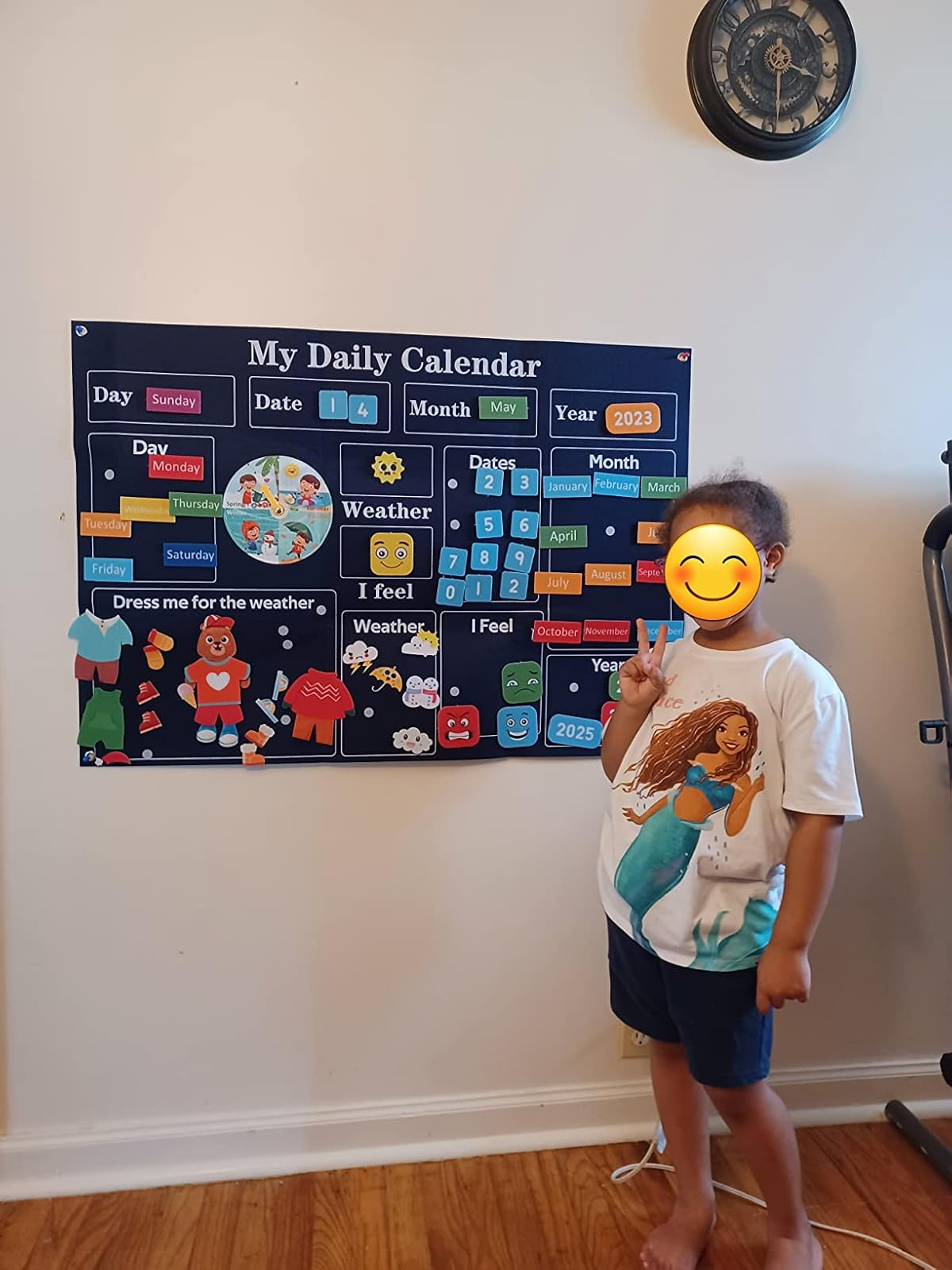 Engaging Felt Calendar for Young Children, Days of the Week Chart Learning, Safe for Ages 3+