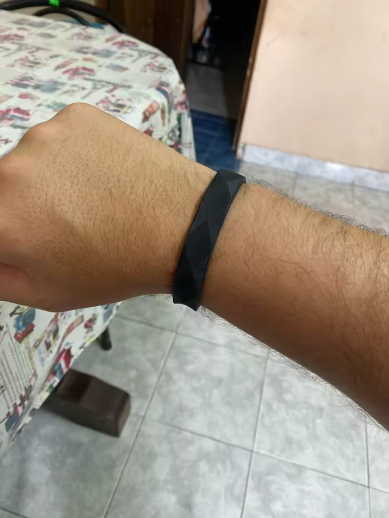 Far Infrared Anti Static Negative Ion Bracelet - Waterproof Silicone Lovers Bracelet Anti Fatigue, Sports Wristband