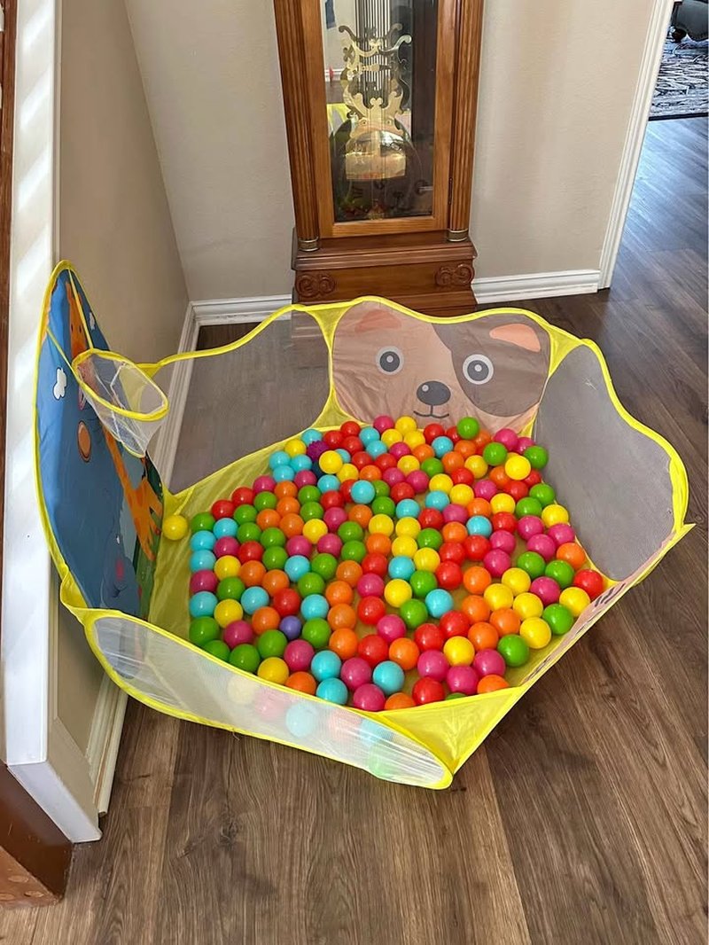 Foldable Ball Tent with Basketball Hoop, Creates a Safe Play Space, Suitable for Ages 3+