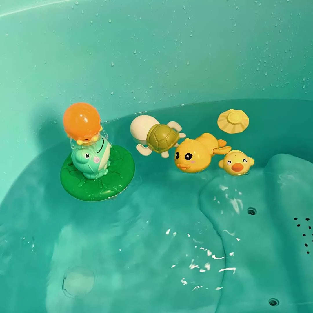 Frog Sprinkler Shower with Multiple Spray Nozzles – Compact, Portable and Safe for Ages 3+