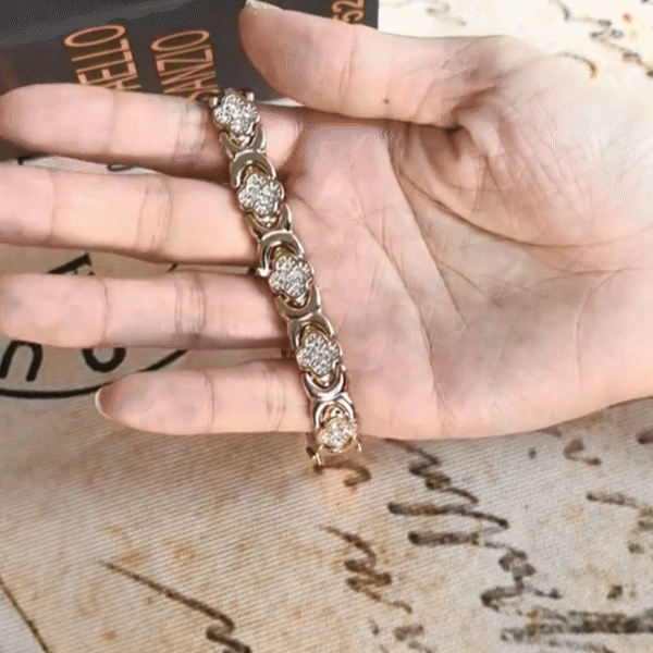 GlamClover Infinity Clover Copper Magnetic Bracelet with Adjuster