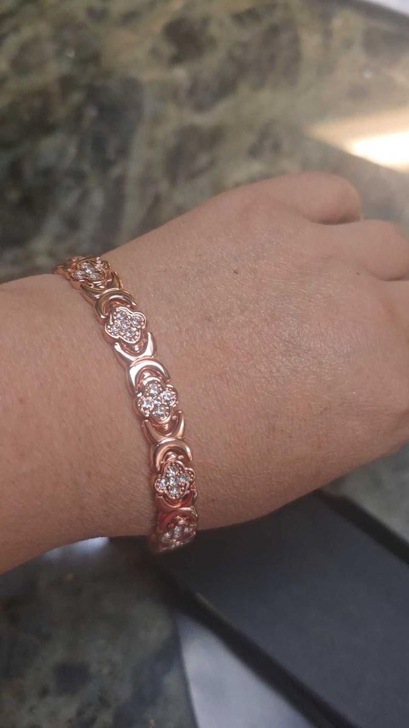 GlamClover Infinity Clover Copper Magnetic Bracelet with Adjuster