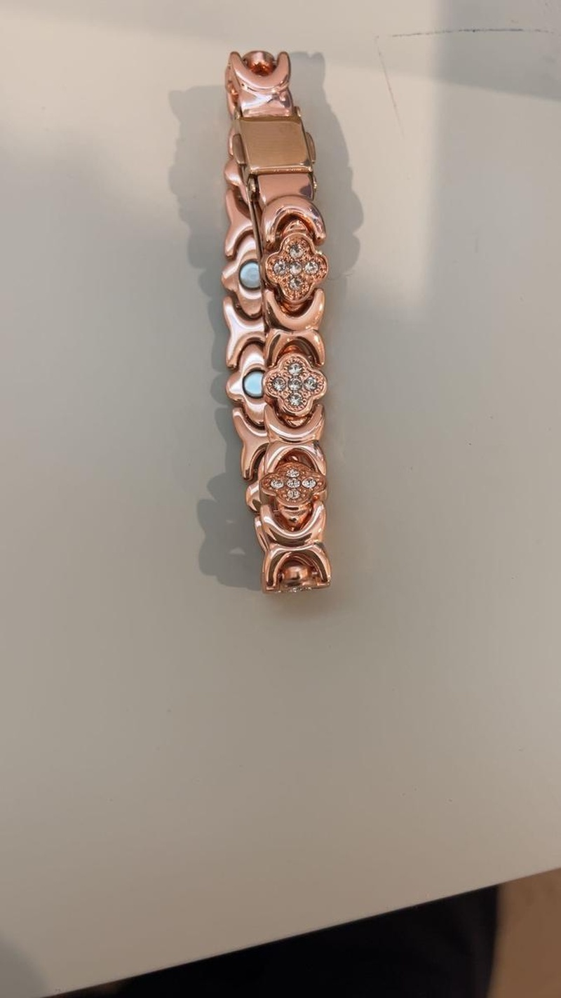 GlamClover Infinity Clover Copper Magnetic Bracelet with Adjuster
