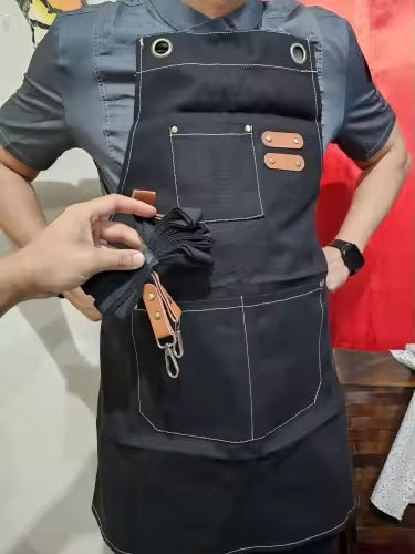 Heavy Duty Work Apron – Waterproof Canvas with Tool Pockets, Anti-wrinkle, Adjustable Straps