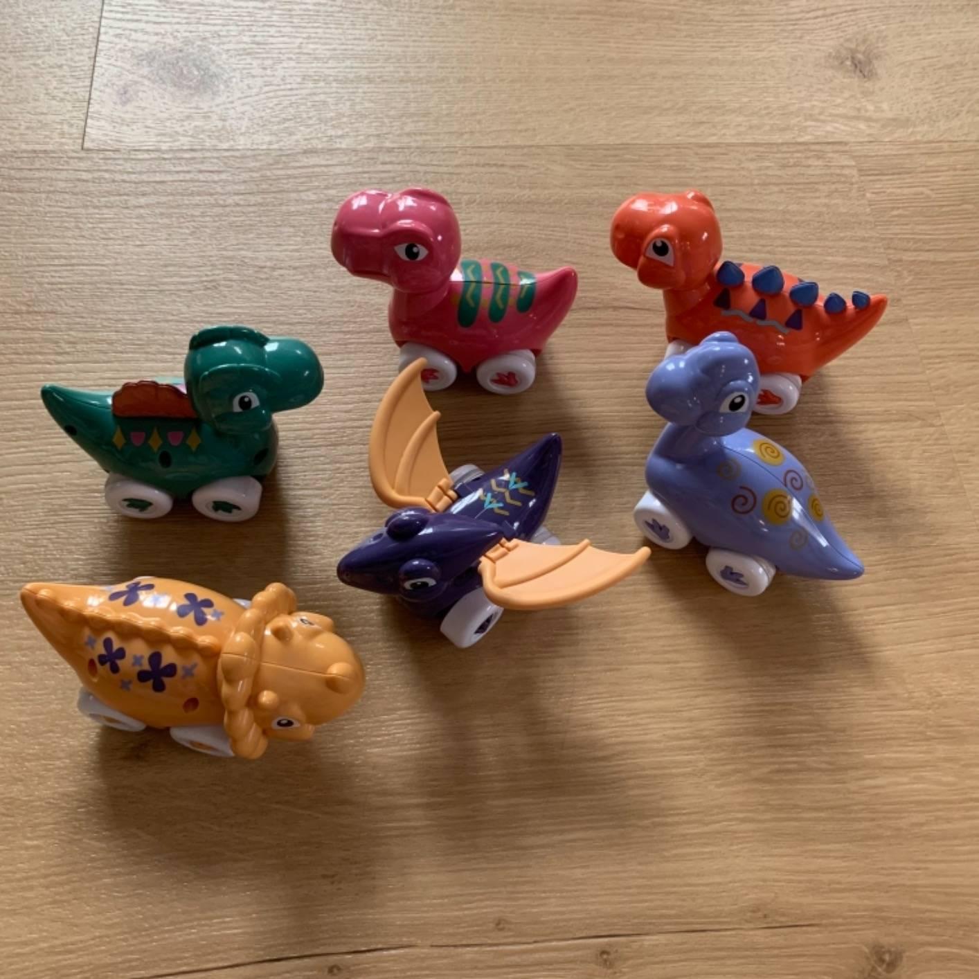 Jurassic Dinosaur Toy – Realistic Roaring T-Rex Figure with Sound and Light