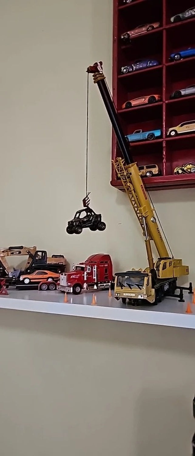 Ladder Crane Car Toy – Sturdy Diecast Build, Smooth 360° Rotation, Lifelike Engineering Design, Educational Fun, Safe for Kids 8+