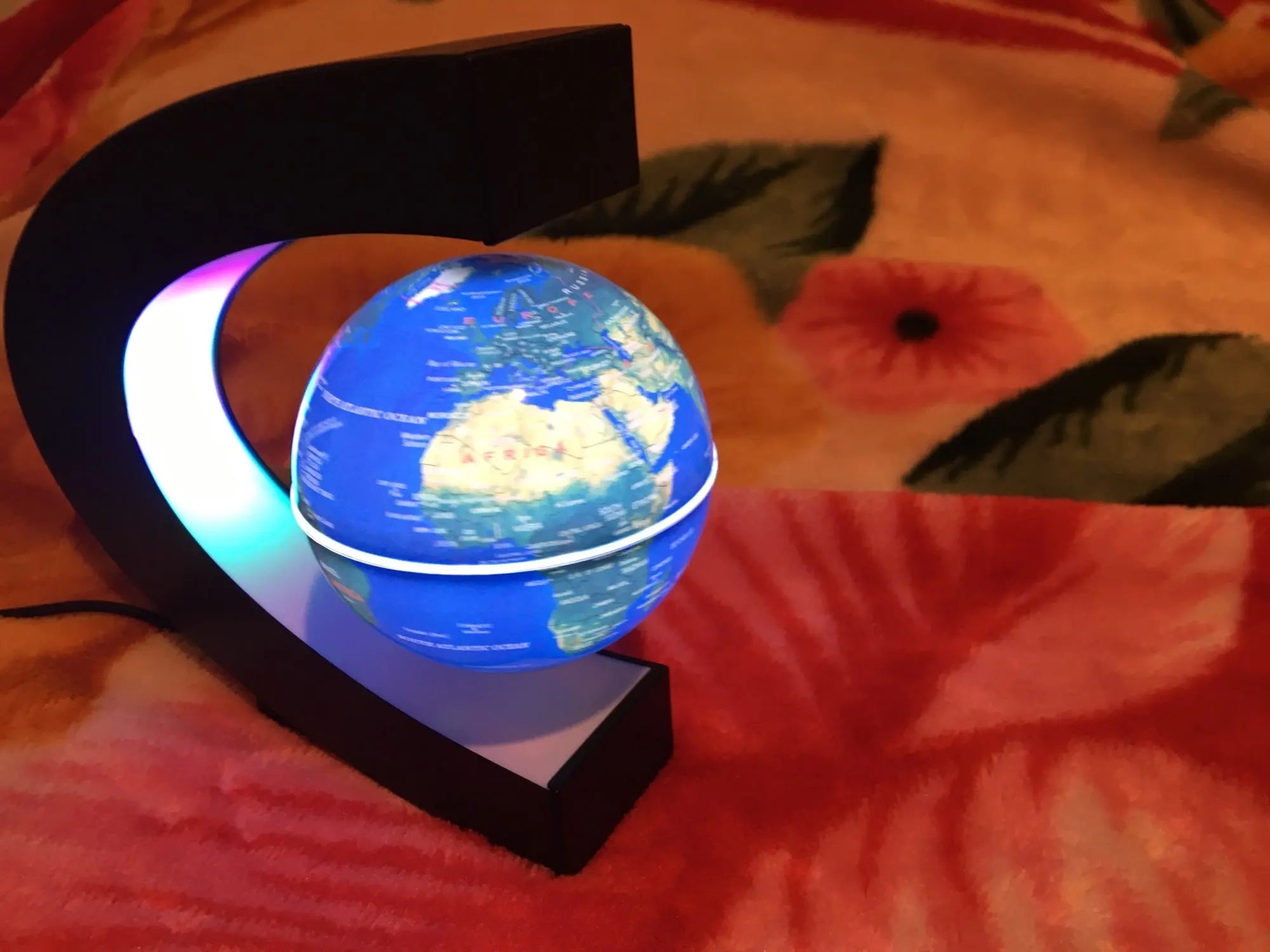 Magnetic Floating Globe With LED Light, Modern Design, Eye-Catching Home & Office Decor