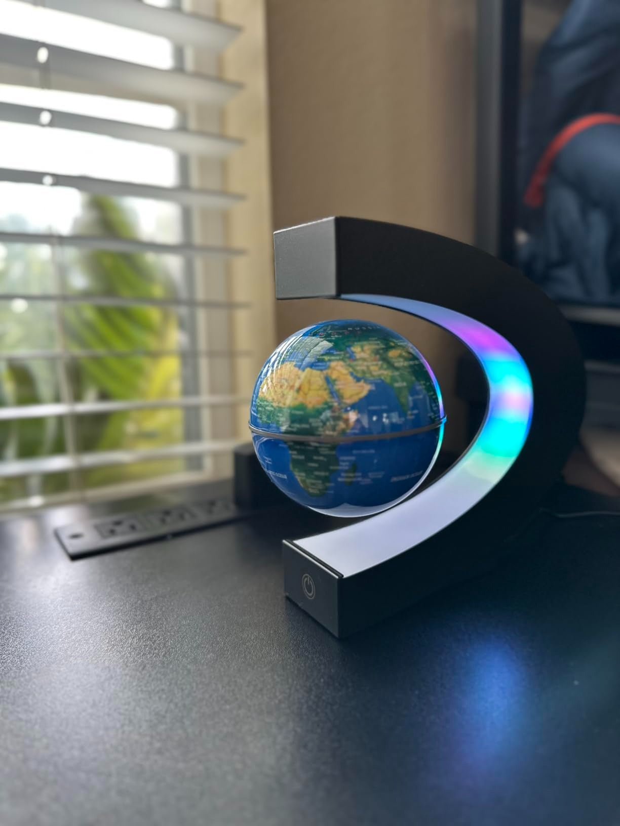 Magnetic Floating Globe With LED Light, Modern Design, Eye-Catching Home & Office Decor