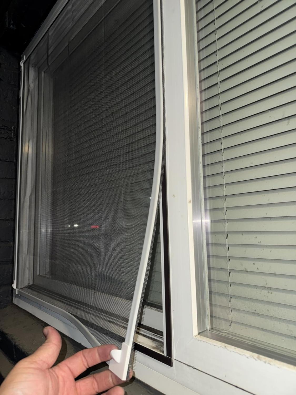 Magnetic Window Screen - Adjustable Fly Screen for Windows With Breathable, Easy Install, Adjustable, Self-Adhesive
