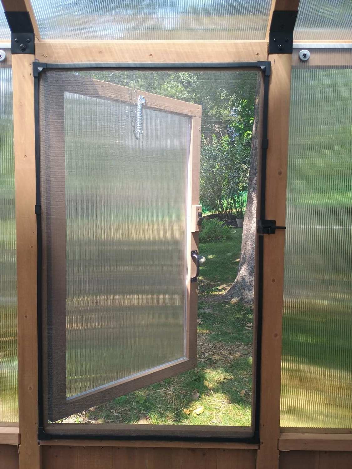 Magnetic Window Screen - Adjustable Fly Screen for Windows With Breathable, Easy Install, Adjustable, Self-Adhesive