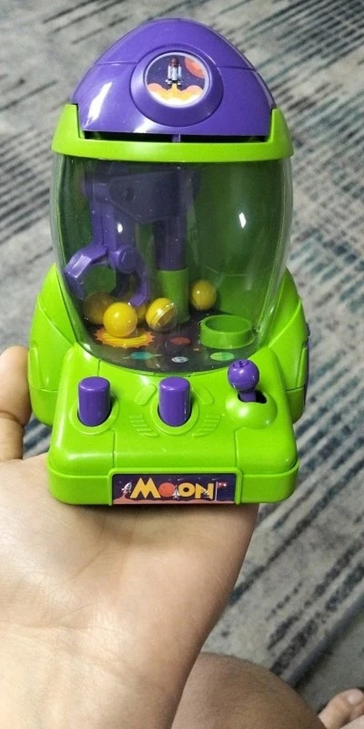 Mini Claw Machine, Boost Skills, Focus and Social Interaction, Safe for Kids 3+