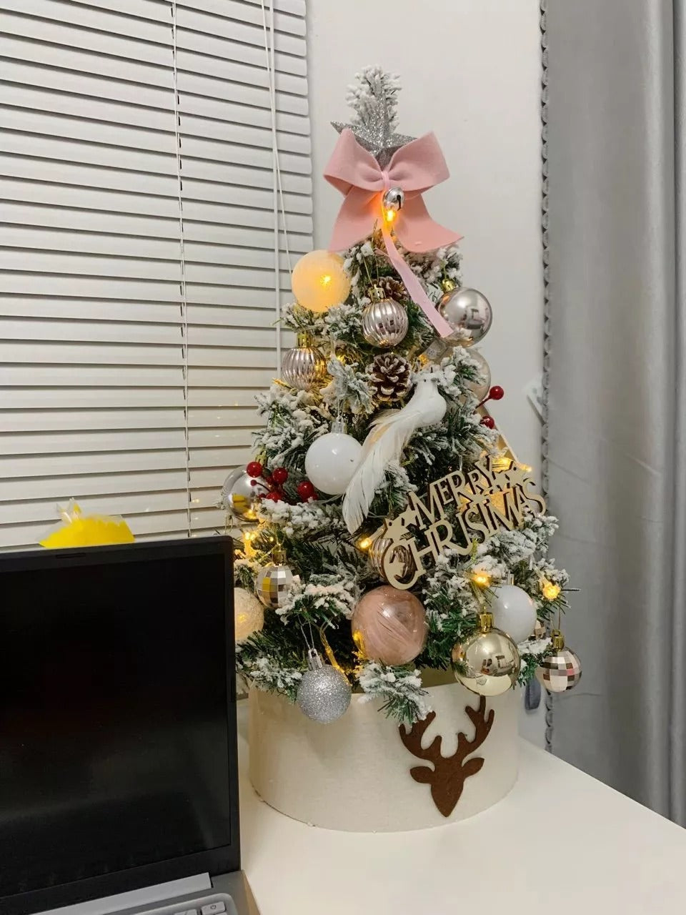 Mini Decorative Christmas Tree for Desktop with LED Lights, Safe Materials, Easy to Install and Disassemble