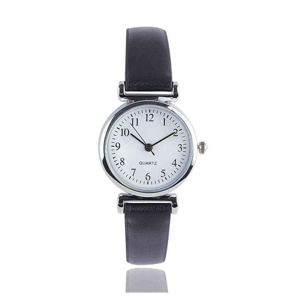 Minimalist Easy to Read Dial Leather Strap Quartz Watch – Classic Design with Time Adjustment Knob