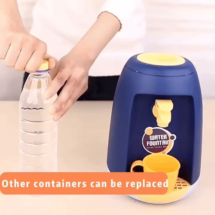 Montessori Mini Water Dispenser Toy Holds up to 1.8 Liters, Made of Non-Toxic ABS Plastic, Safe for Ages 3+