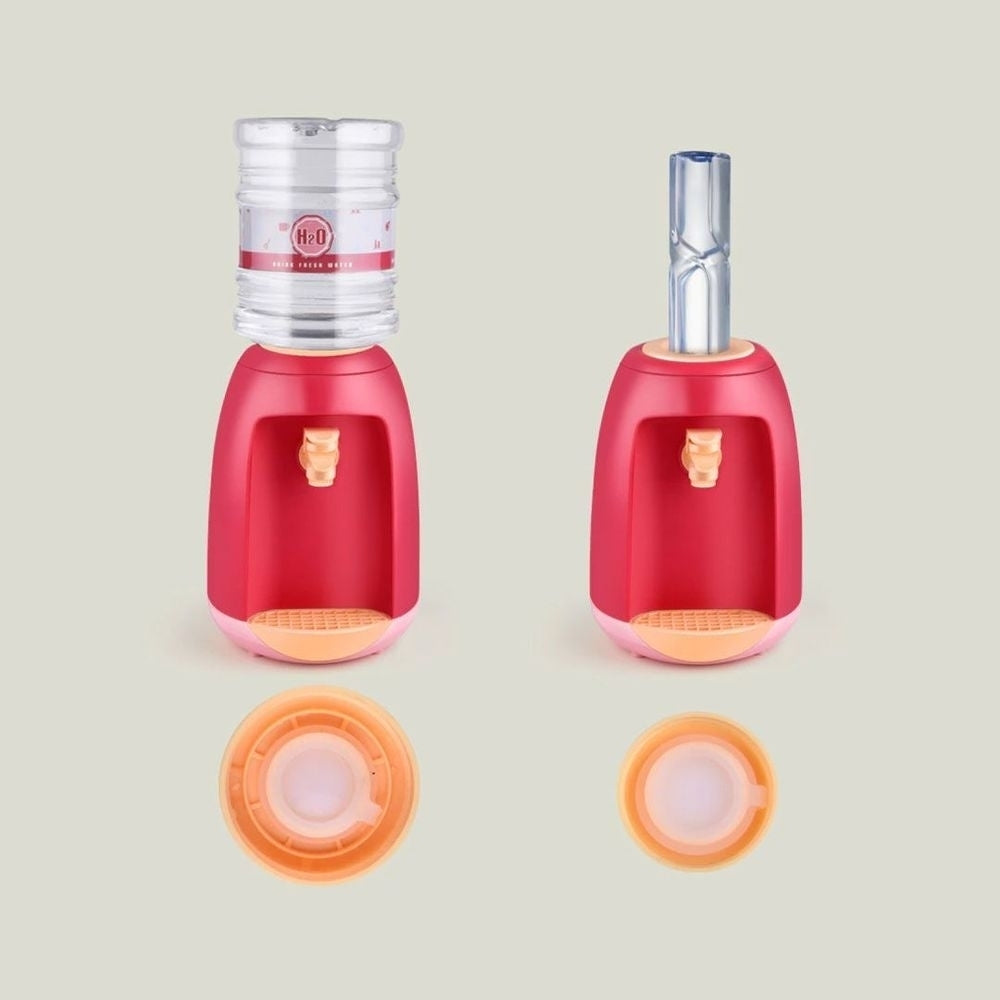 Montessori Mini Water Dispenser Toy Holds up to 1.8 Liters, Made of Non-Toxic ABS Plastic, Safe for Ages 3+
