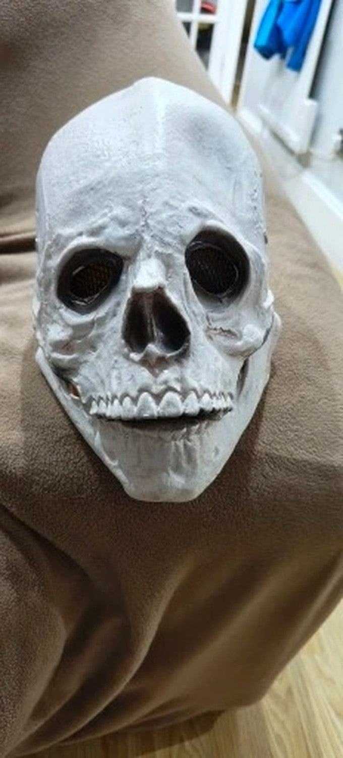 Movable Jaw Skull Mask for Halloween Party, Safe Material, Compact and Easy to Carry