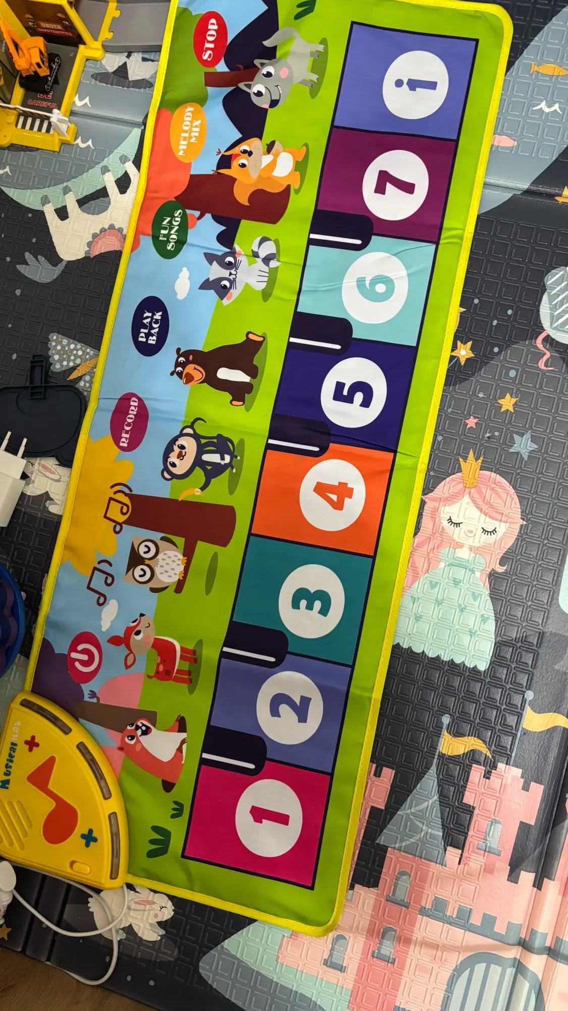 Musical Piano Mat Toy with Non-Slip Surface, Lively Melodies, Supports Cognitive Development, Safe for Ages 3+