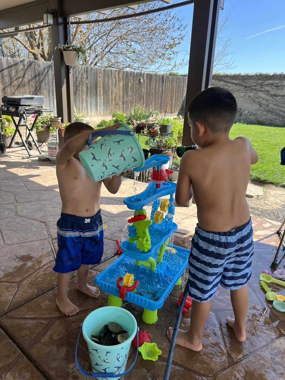 Outdoor Activities Play Table Sand and Water Table Children Garden Toy Beach Play Set Summer Toys for Girls Boys