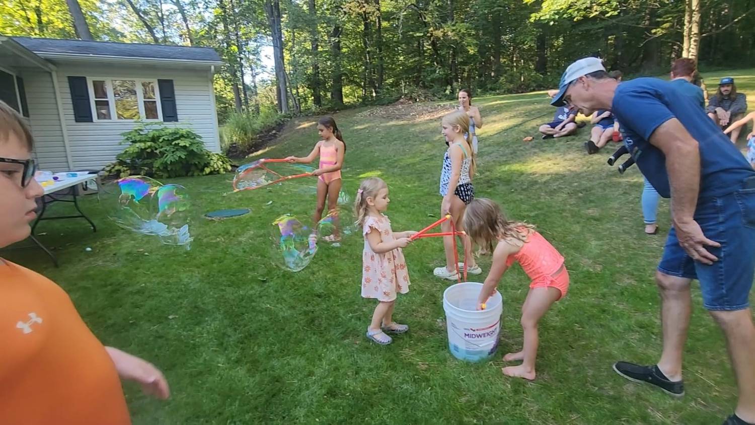 Outdoor Giant Bubble Wand -  Giant Bubble Maker for Outdoor Activity