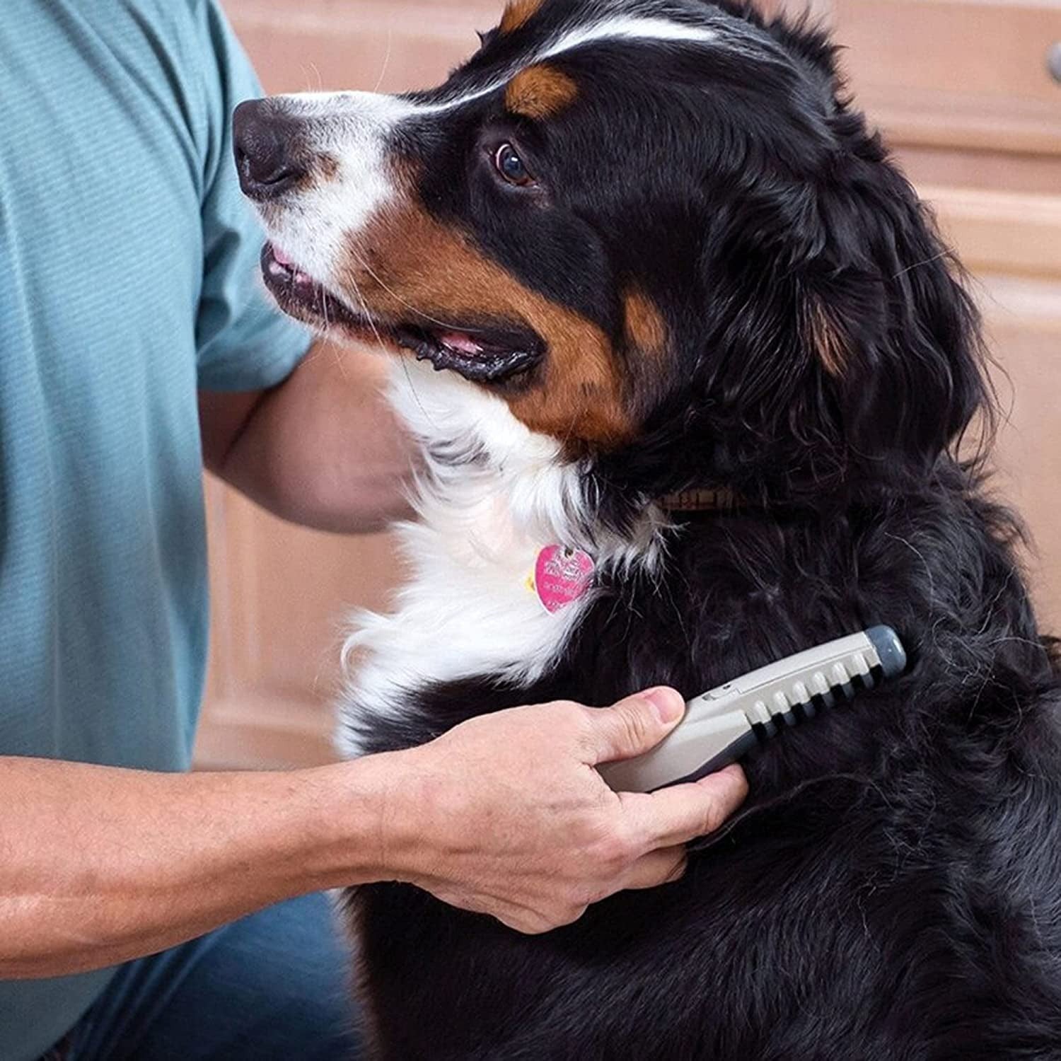 Pet Dematting Comb and Grooming Brush, Removes Knots, Mats & Tangles, Battery-Powered