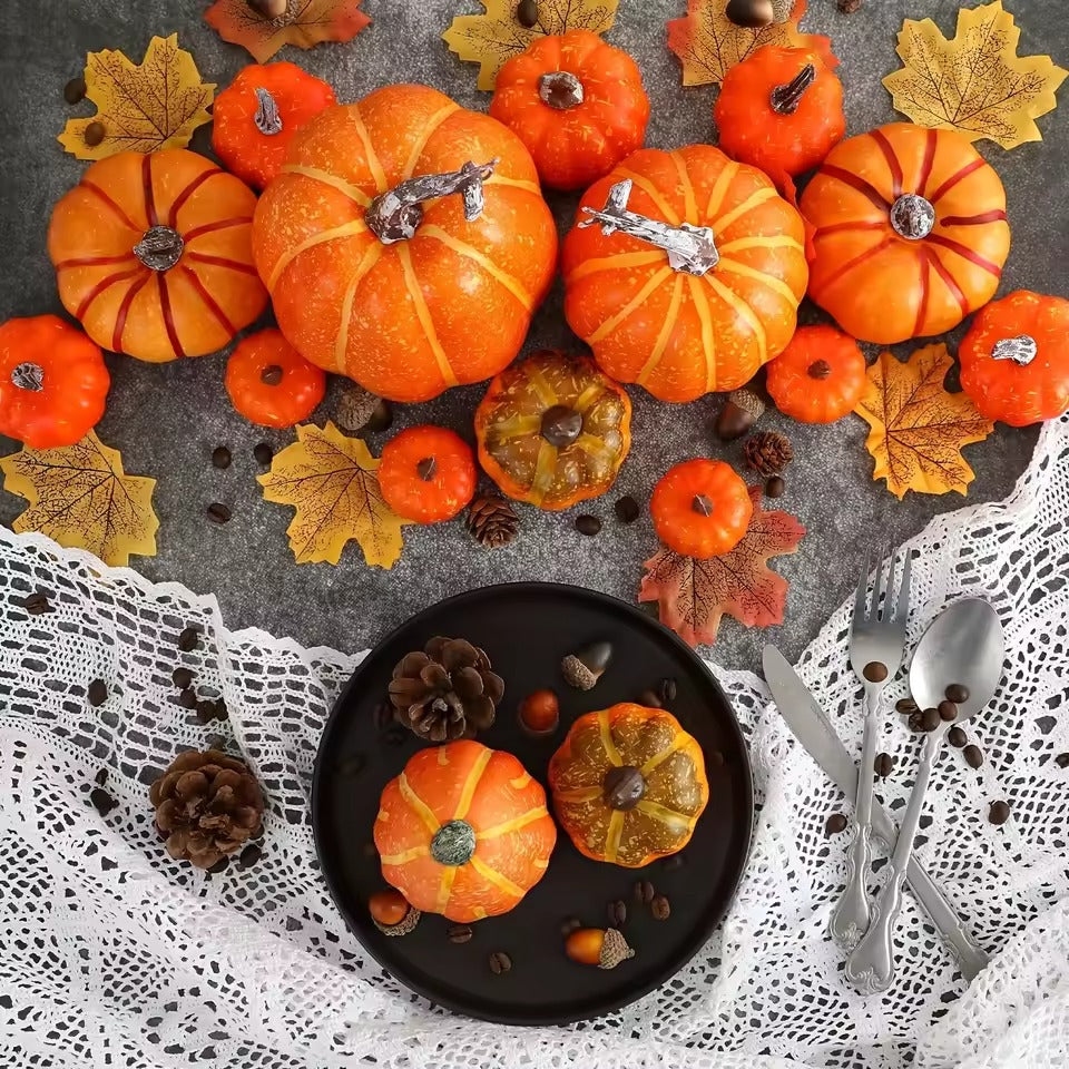 Realistic Fake Pumpkins with 7PCS Set for Halloween Decor, Lifelike Appearance, Fall Autumn Themed Decoration