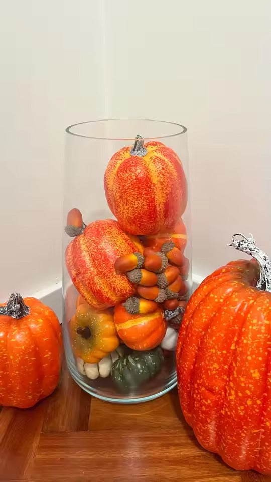 Realistic Fake Pumpkins with 7PCS Set for Halloween Decor, Lifelike Appearance, Fall Autumn Themed Decoration