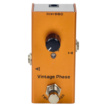 Compact Electric Guitar Effects Pedal With Multiple Functions